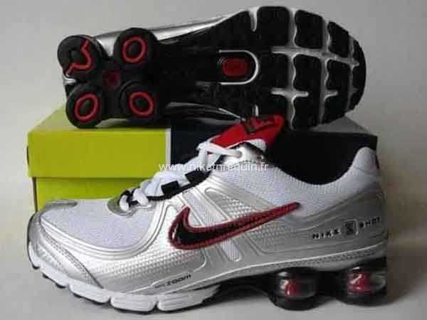 Nike Shox R4 Baskets Blanc Argente